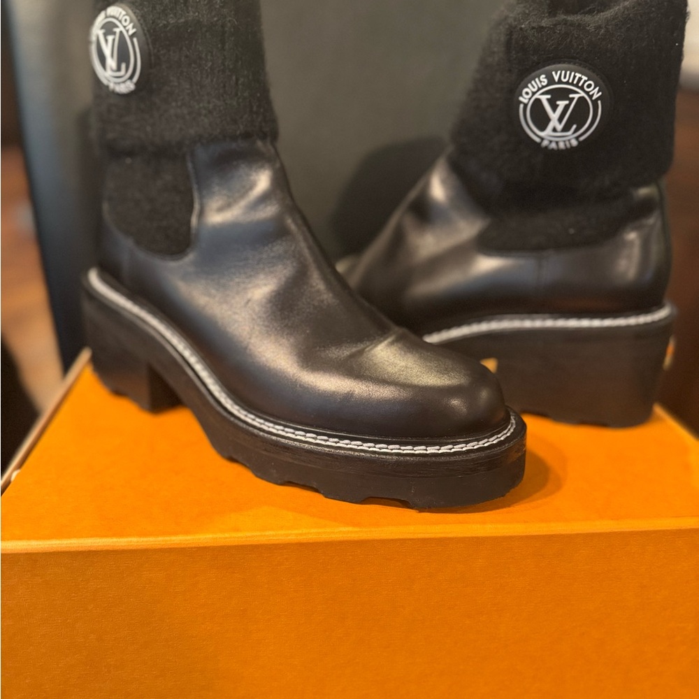 Louis Vuitton Black Leather Ankle Boots